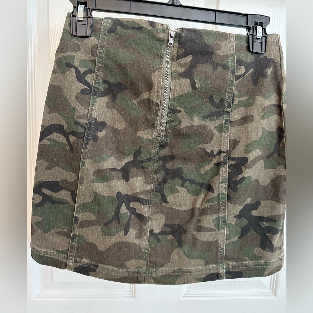 Army pattern mini skirt